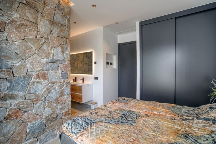 Image No.16-5 Bed Villa for sale