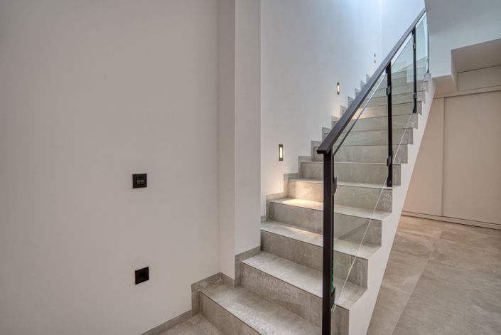 Image No.34-5 Bed Villa for sale