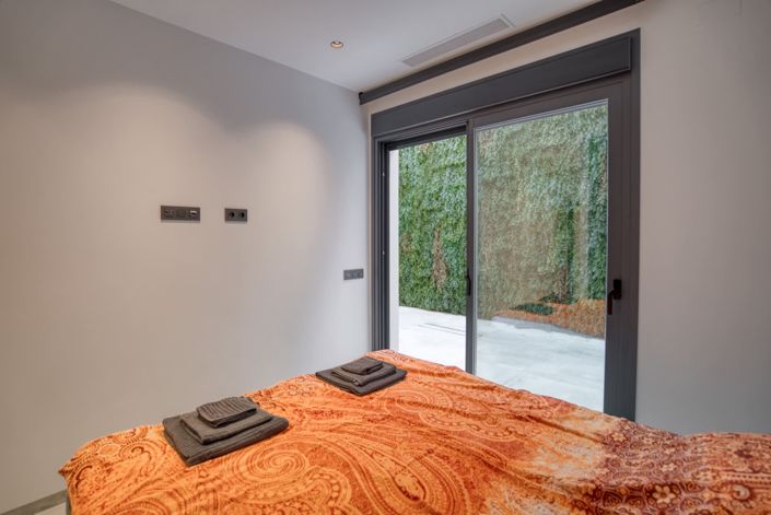 Image No.41-5 Bed Villa for sale