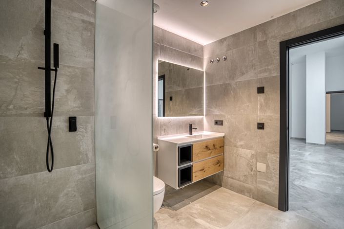 Image No.47-5 Bed Villa for sale