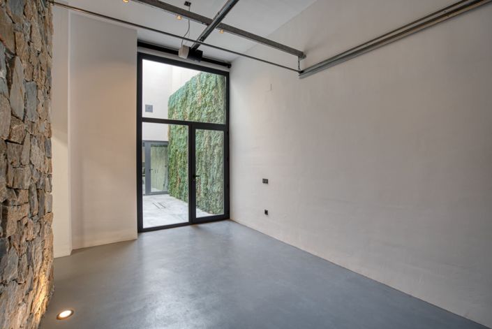 Image No.49-5 Bed Villa for sale