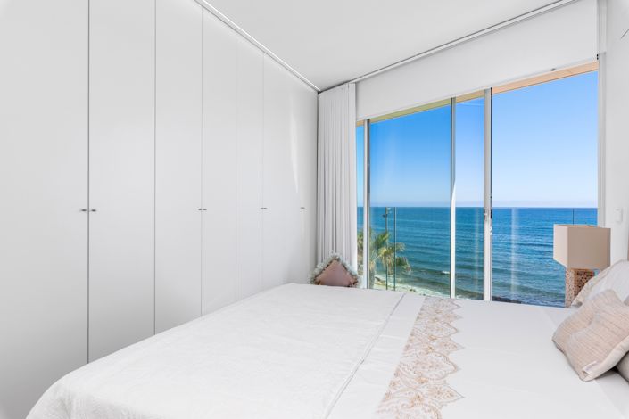 Image No.15-4 Bed Apartment for sale