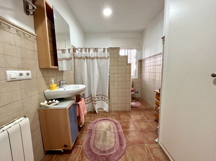 Image No.11-6 Bed Villa for sale