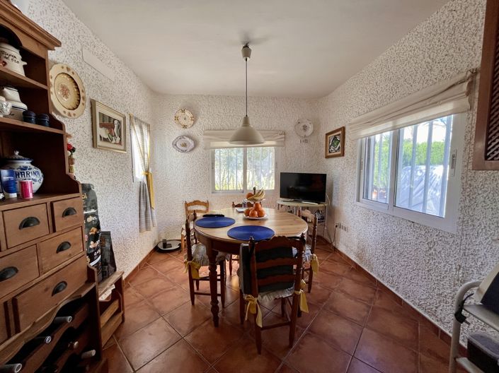 Image No.14-6 Bed Villa for sale