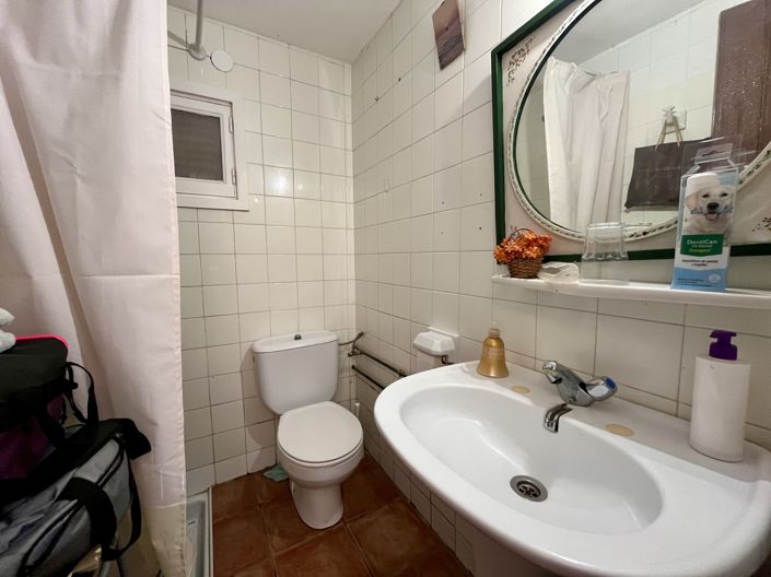 Image No.19-6 Bed Villa for sale