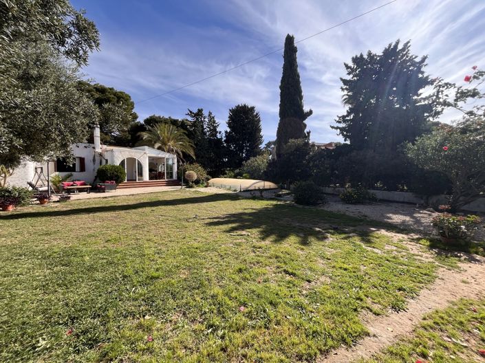 Image No.33-6 Bed Villa for sale