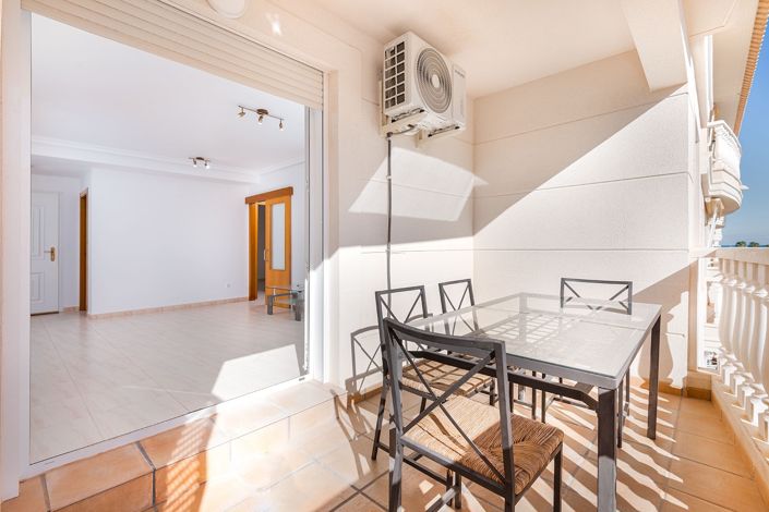 Image No.10-2 Bed Apartment for sale