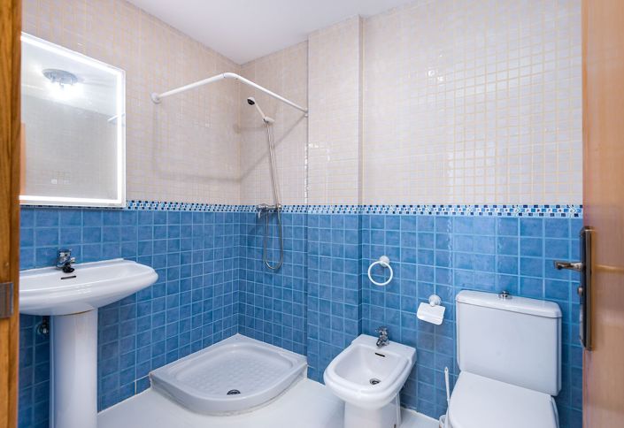 Image No.25-2 Bed Apartment for sale