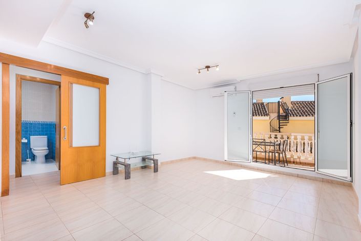 Image No.6-2 Bed Apartment for sale