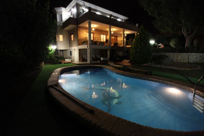 Image No.17-5 Bed Villa for sale