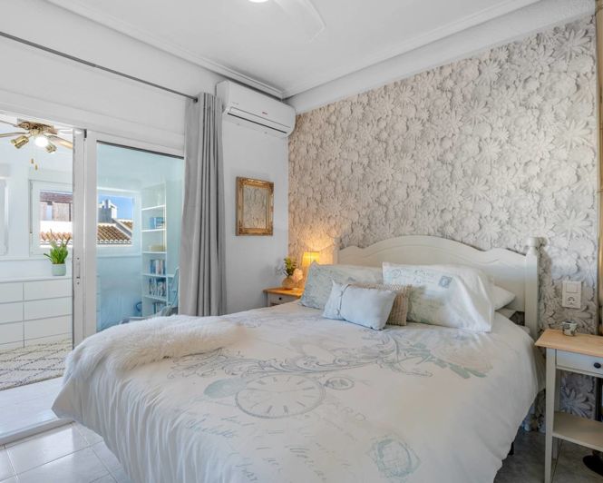 Image No.16-2 Bed Villa for sale