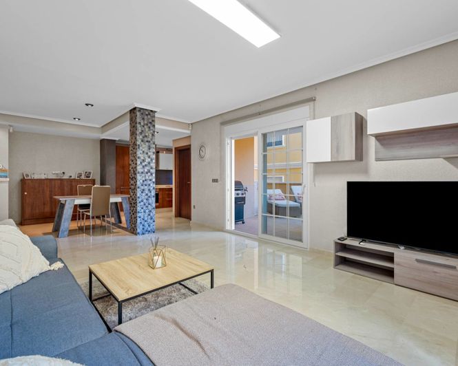 Image No.4-2 Bed Apartment for sale