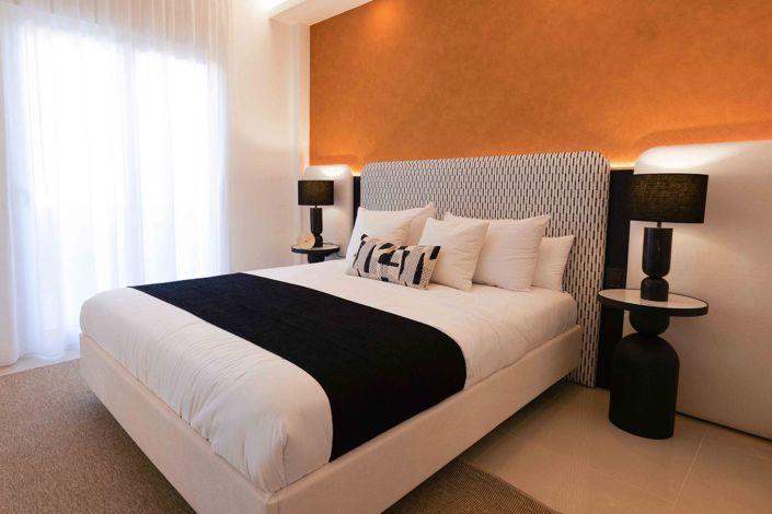 Image No.10-3 Bed Apartment for sale