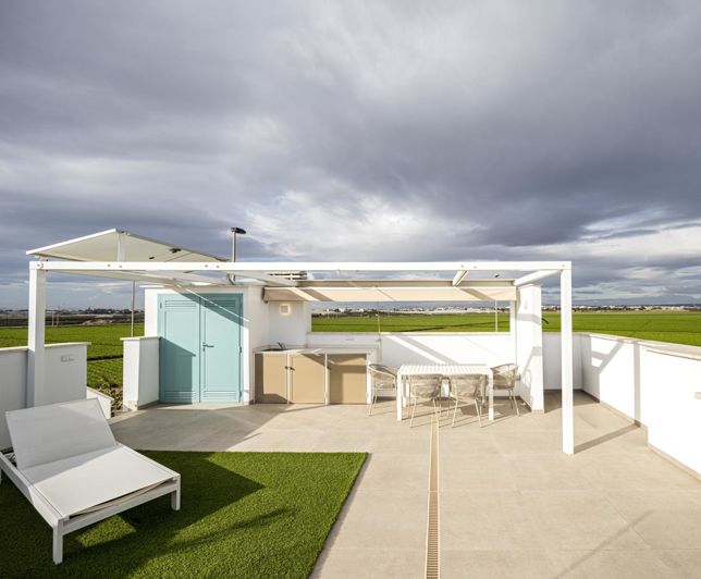 Image No.32-2 Bed Bungalow for sale