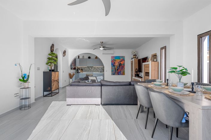 Image No.7-5 Bed Villa for sale