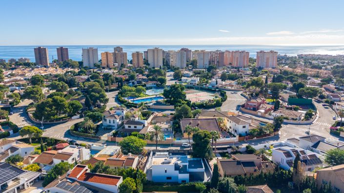 Image No.35-4 Bed Villa for sale