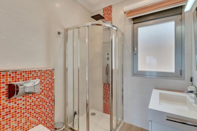 o1jeeva6t5f3ba78k7f83l1up52o