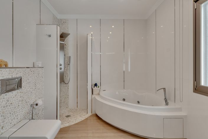 Image No.17-4 Bed Villa for sale