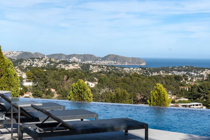 Image No.33-4 Bed Villa for sale