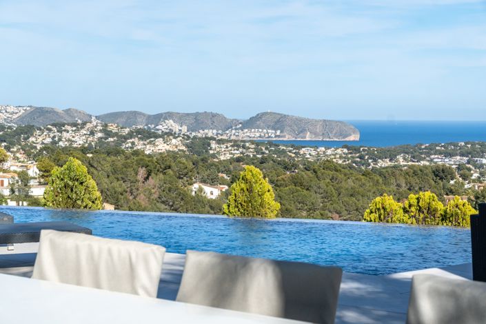 Image No.34-4 Bed Villa for sale