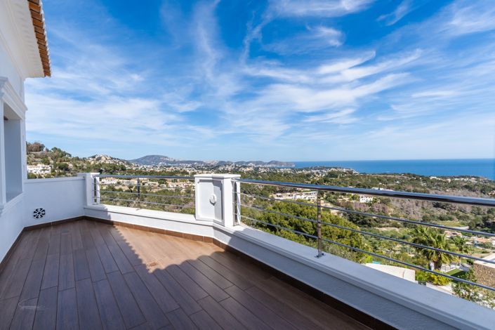 Image No.36-4 Bed Villa for sale