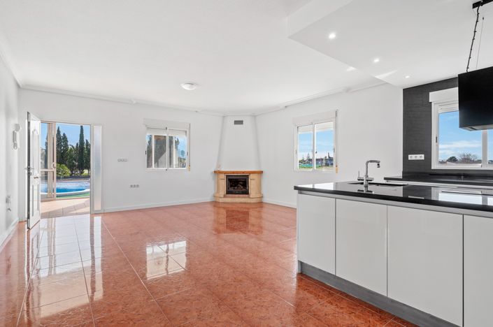 Image No.22-Propriété de pays de 4 chambres à vendre à Dolores