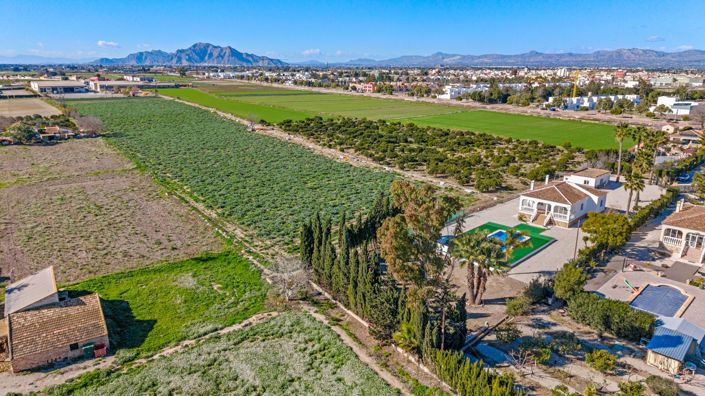 Image No.6-4 Bed Country Property for sale