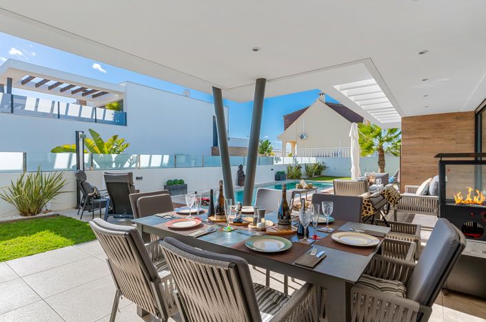 Image No.28-4 Bed Villa for sale