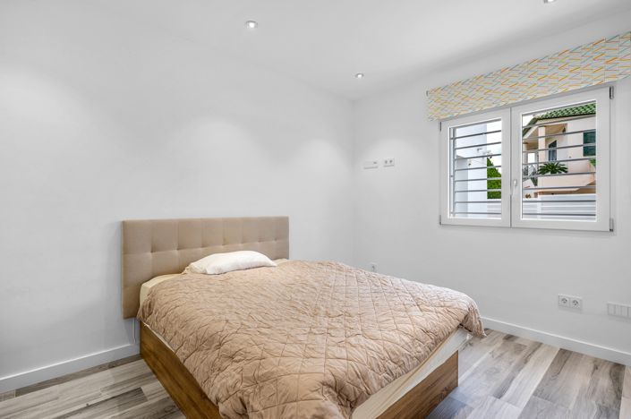 Image No.32-3 Bed Villa for sale