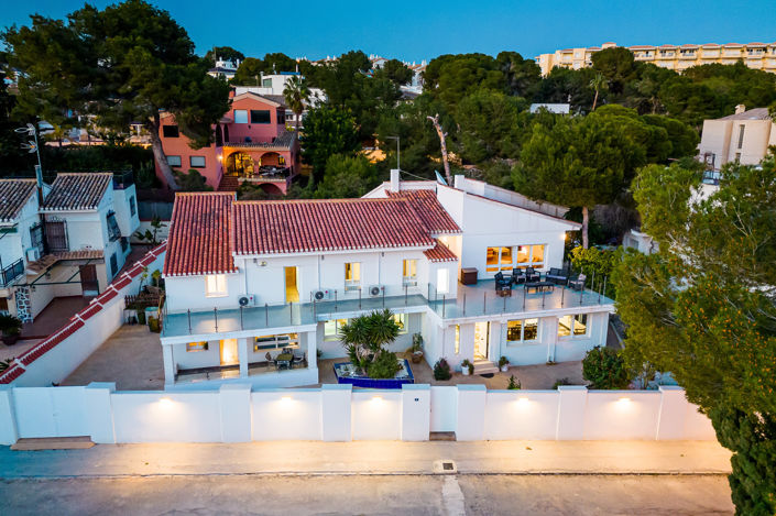 Image No.2-7 Bed Villa for sale