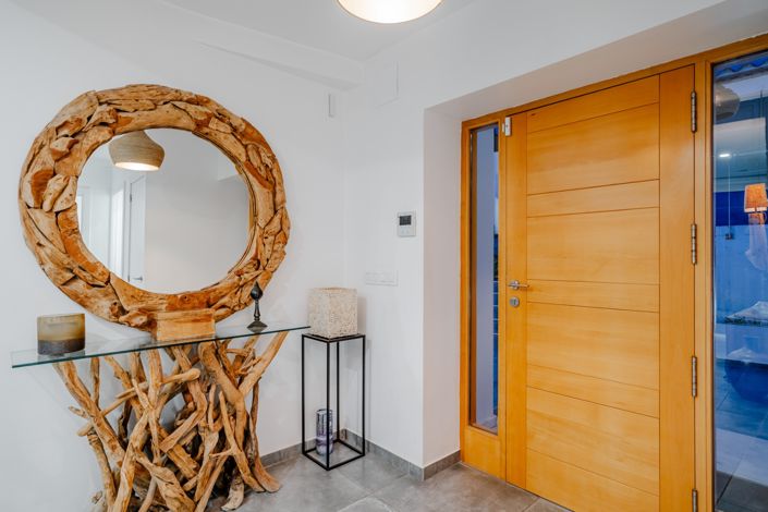 Image No.15-5 Bed Villa for sale