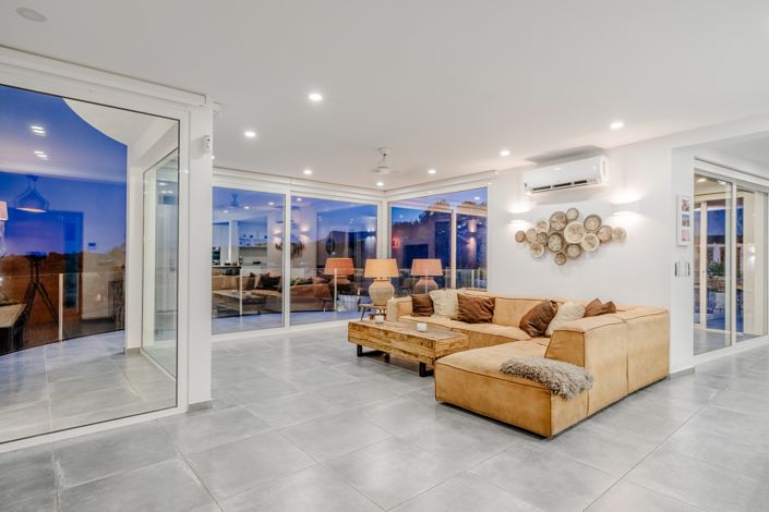 Image No.18-5 Bed Villa for sale