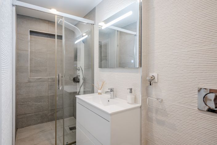 Image No.33-5 Bed Villa for sale