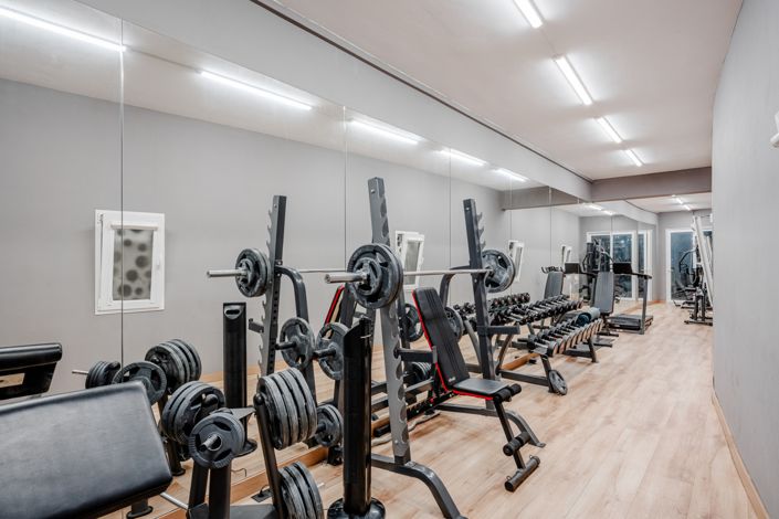 Image No.41-5 Bed Villa for sale