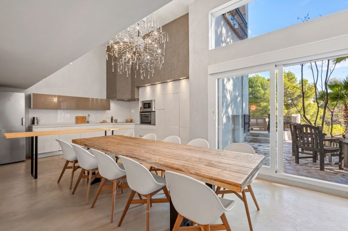 Image No.11-6 Bed Villa for sale