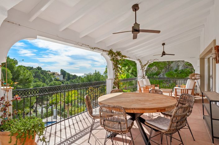 Image No.18-6 Bed Villa for sale