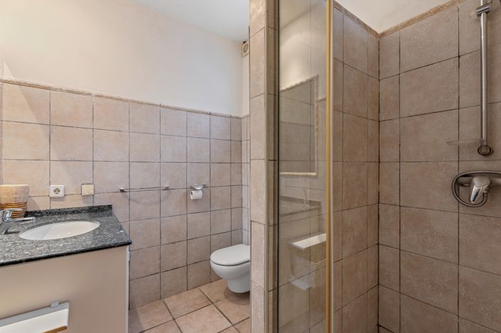 Image No.40-6 Bed Villa for sale