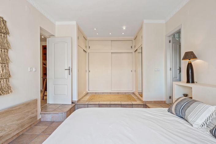 Image No.50-6 Bed Villa for sale