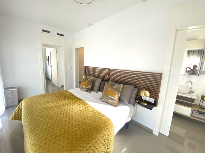 Image No.15-3 Bed Villa for sale