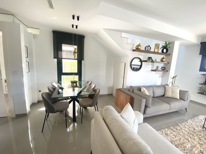 Image No.5-3 Bed Villa for sale