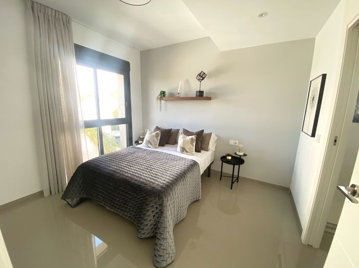 Image No.9-3 Bed Villa for sale