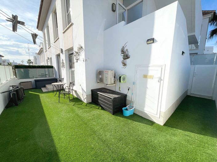 Image No.21-2 Bed Apartment for sale