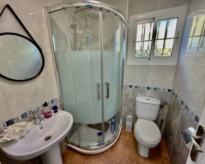 Image No.12-3 Bed Villa for sale