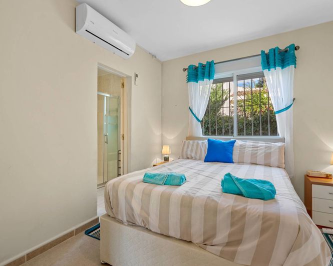 Image No.12-7 Bed Villa for sale