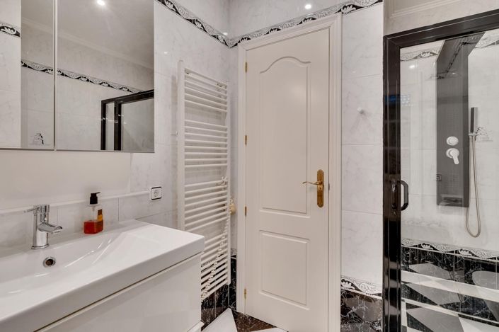 Image No.22-4 Bed Villa for sale