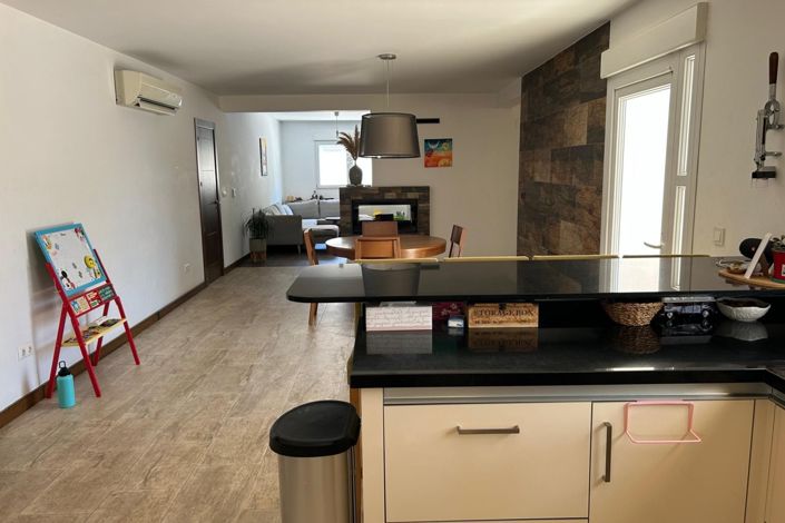 Image No.44-4 Bed Property for sale