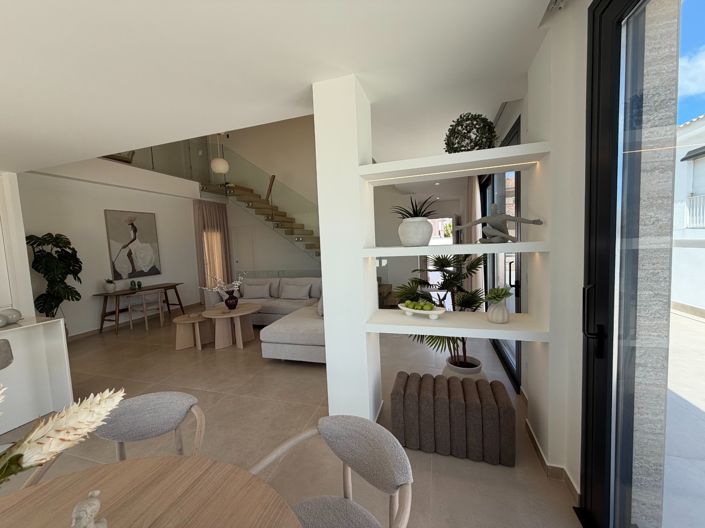 Image No.18-3 Bed Villa for sale