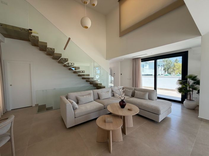 Image No.24-3 Bed Villa for sale