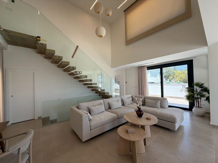 Image No.25-3 Bed Villa for sale