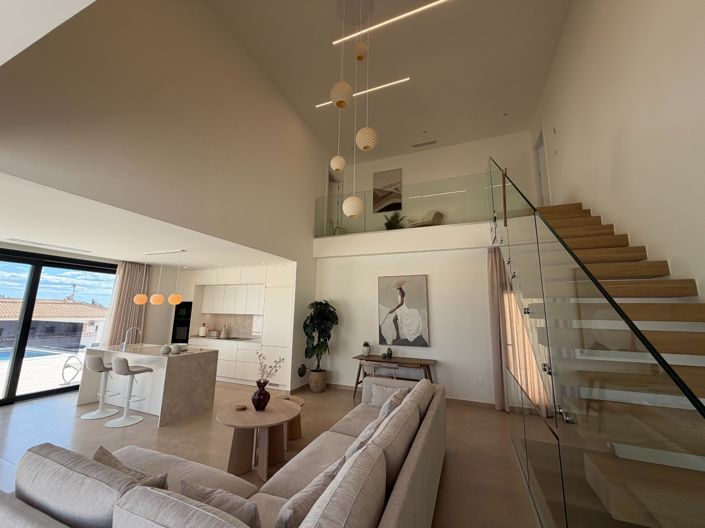 Image No.28-3 Bed Villa for sale